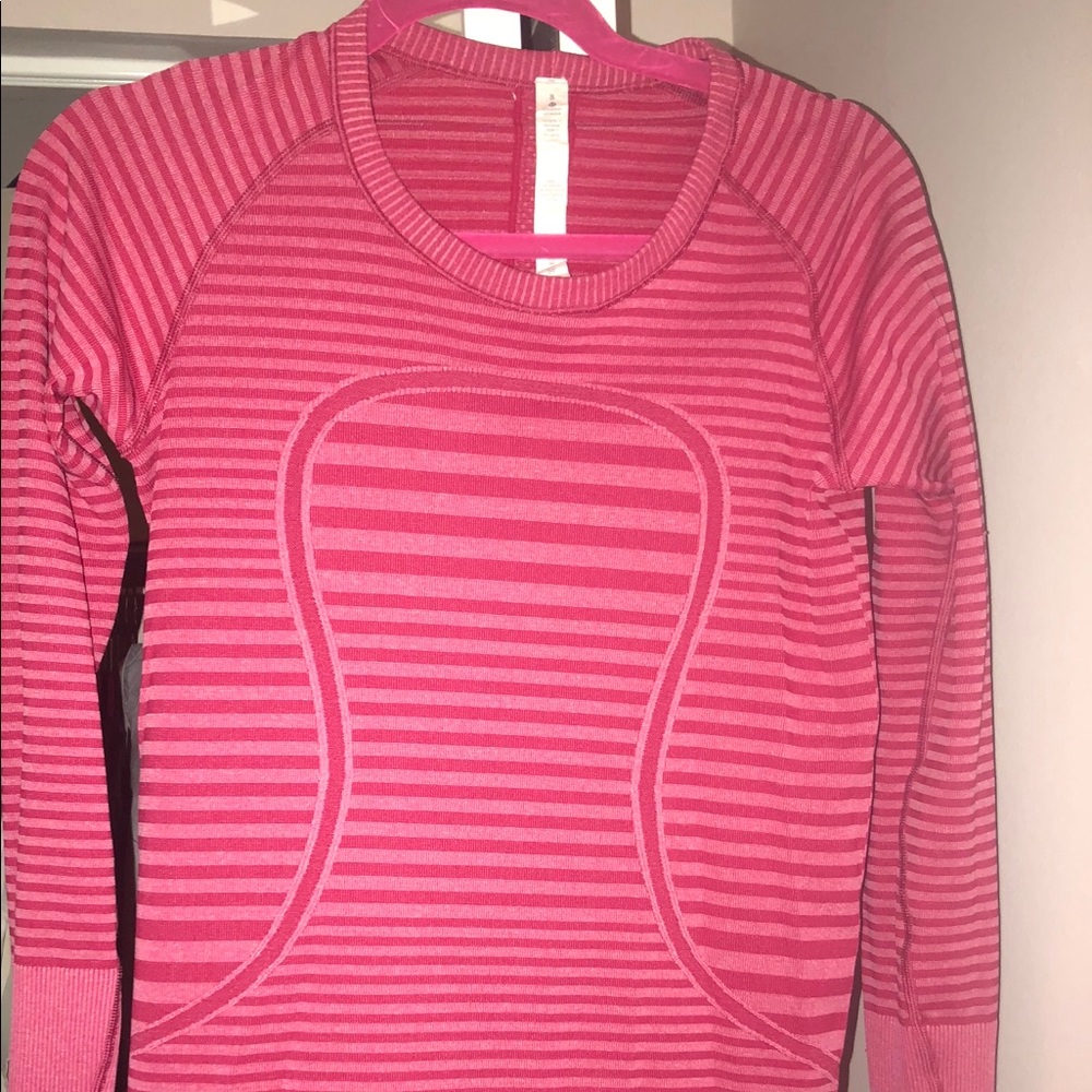 Lululemon Swiftly Tech Long Sleeve Crew